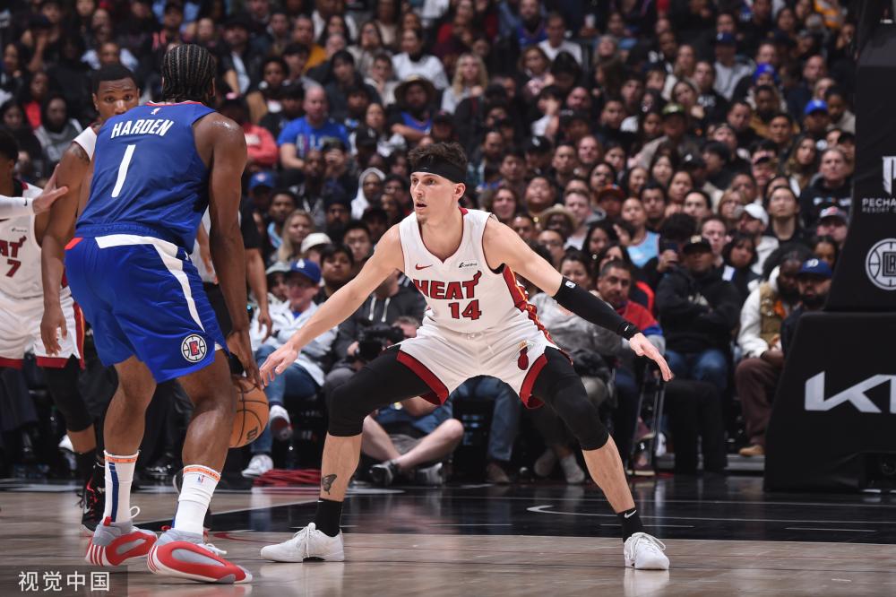 轻球员见长 轻球员见长