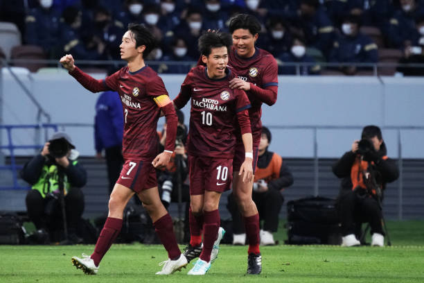 连续两年的 连续两年的